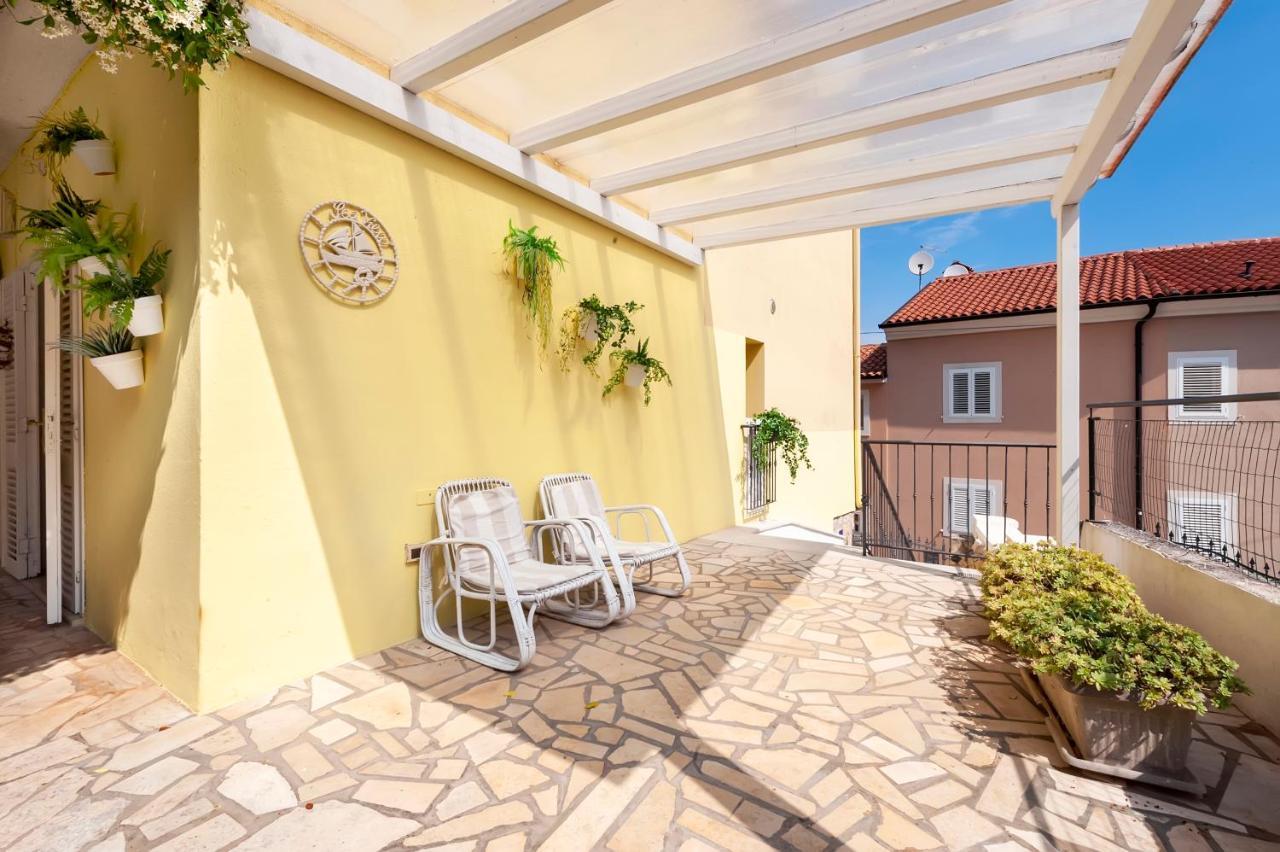 Apartment Bassano Rovinj Exteriör bild